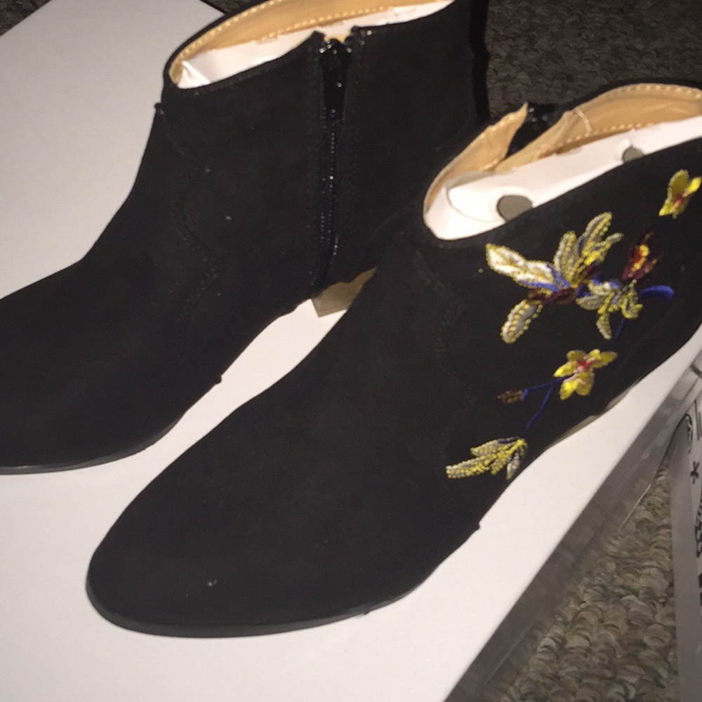 Floral black ankle boots - Picture 4 of 8